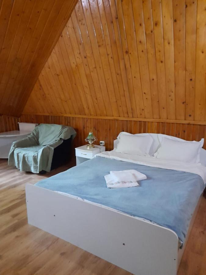 Barlogul Ursilor Lepsa Hotel Luaran gambar