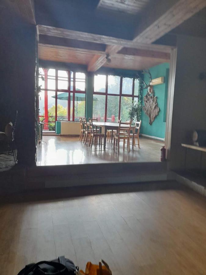 Barlogul Ursilor Lepsa Hotel Luaran gambar