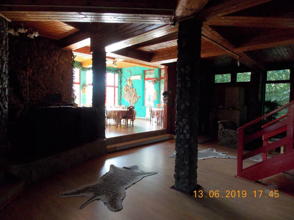 Barlogul Ursilor Lepsa Hotel Luaran gambar